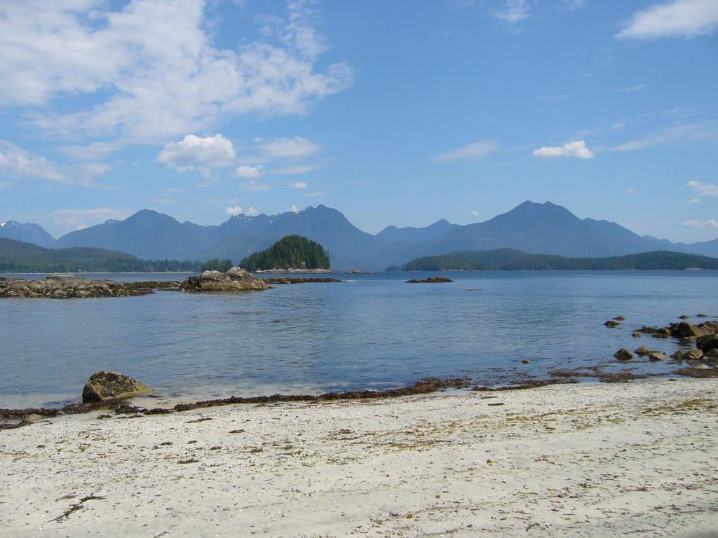 203 At Water'S Edge Apartment Ucluelet Exterior foto